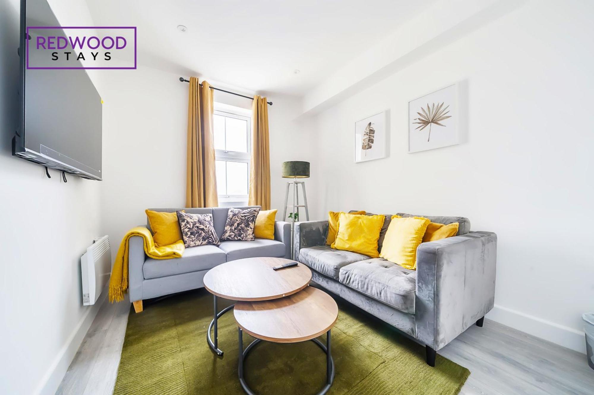 Brand New, 2 Bed 1 Bath, Modern Town Center Apartment, Free Wifi & Netflix By Redwood Stays Aldershot Exterior photo