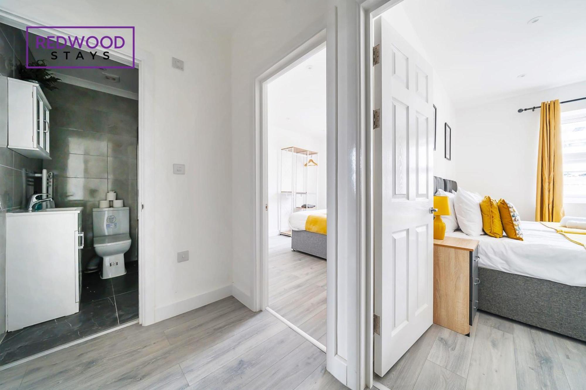 Brand New, 2 Bed 1 Bath, Modern Town Center Apartment, Free Wifi & Netflix By Redwood Stays Aldershot Exterior photo